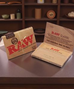 Raw Classic 1 1/2 Rolling Papers