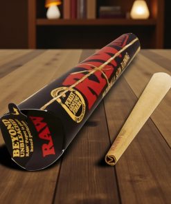 Raw Classic Black 1 ¼ Cones 6pk