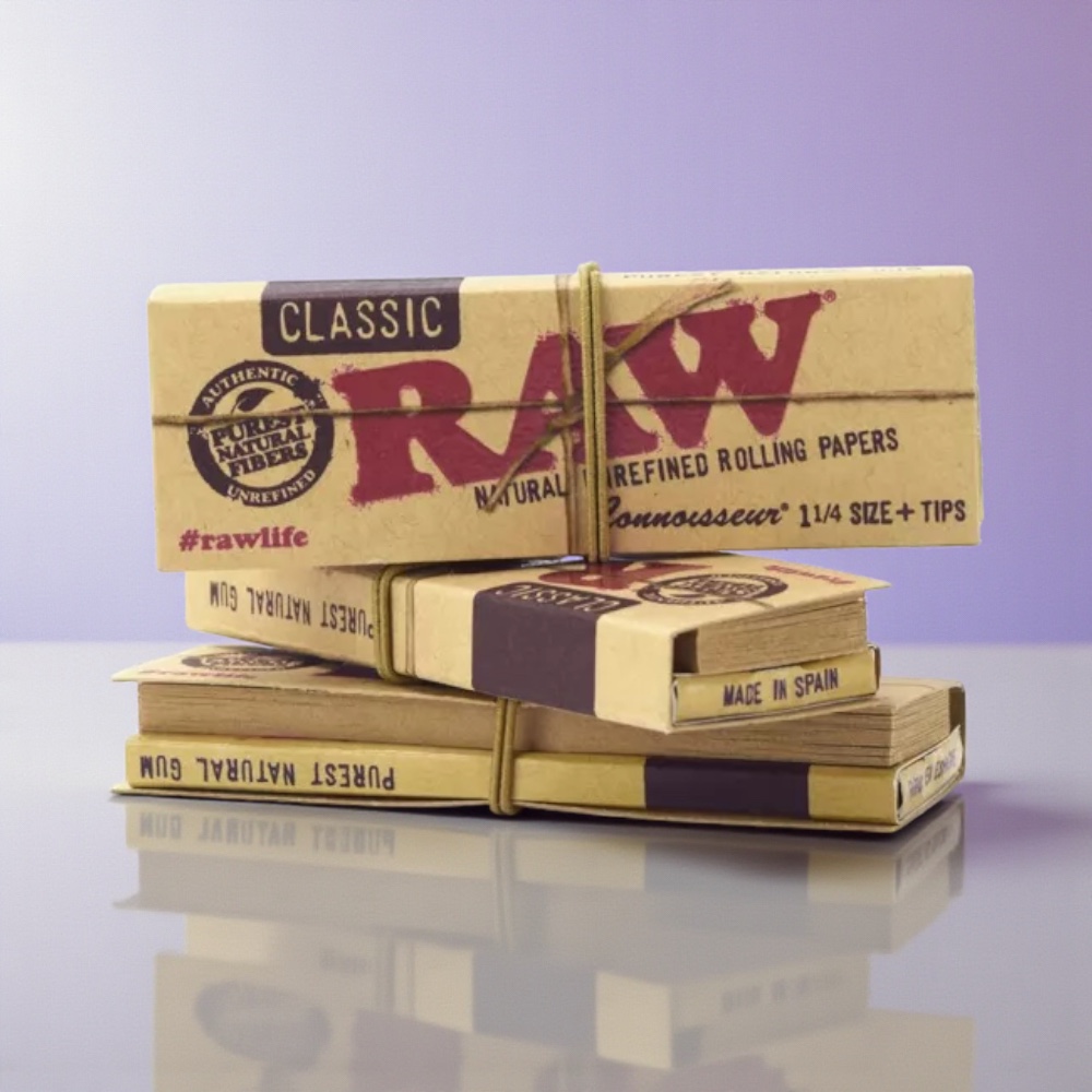 Raw Connoisseur 1 ¼ Paper w/ Tips